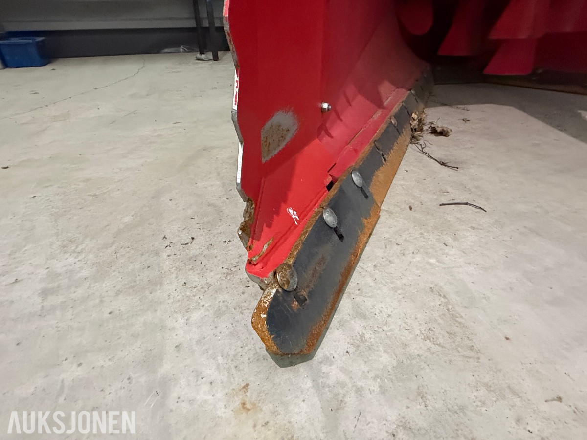 2018 Globus GSF 255-18 V-snøfres – kantvinge - kun gått en sesong!