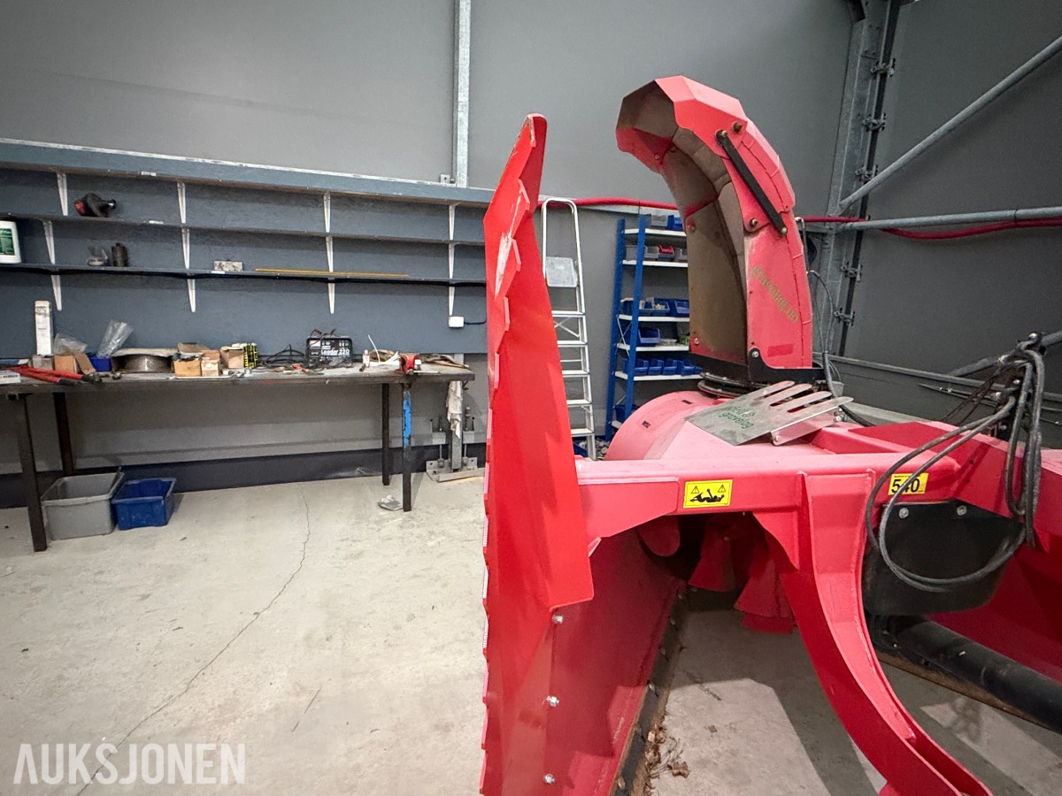 2018 Globus GSF 255-18 V-snøfres – kantvinge - kun gått en sesong!