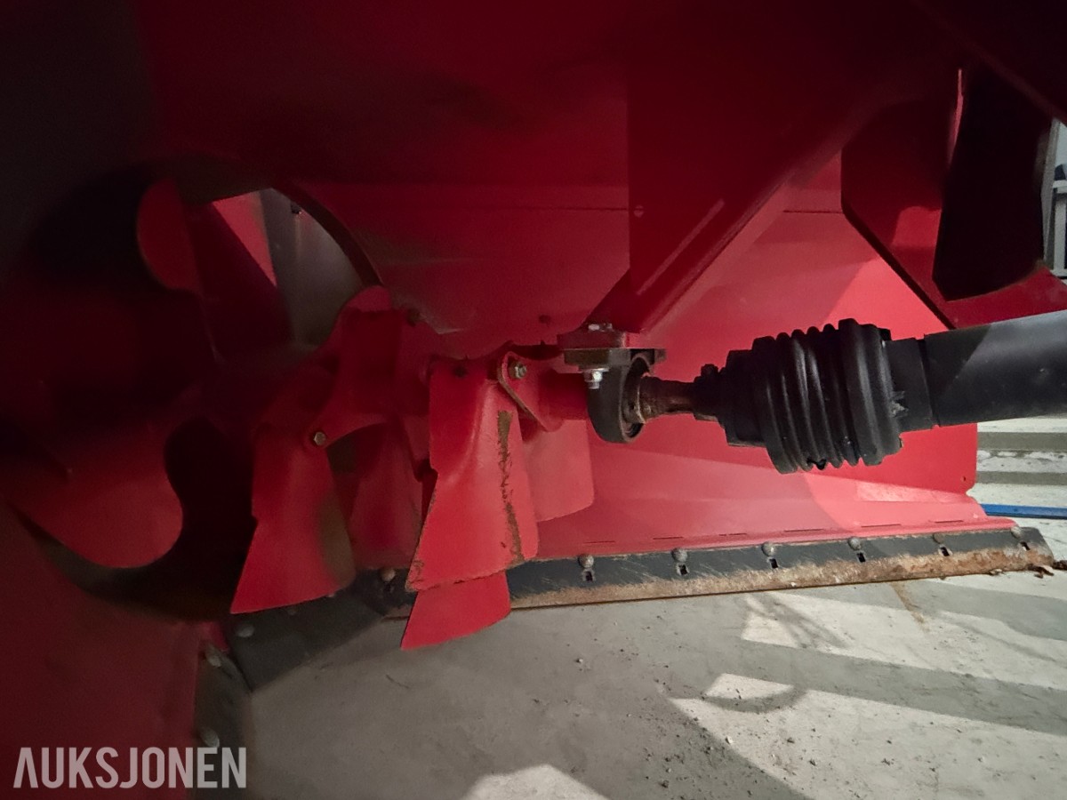 2018 Globus GSF 255-18 V-snøfres – kantvinge - kun gått en sesong!