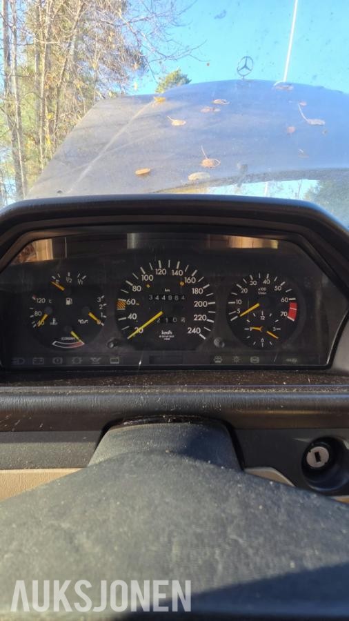 1988 Mercedes-Benz E300 TE 4MATIC Automat, Reparasjonsobjekt