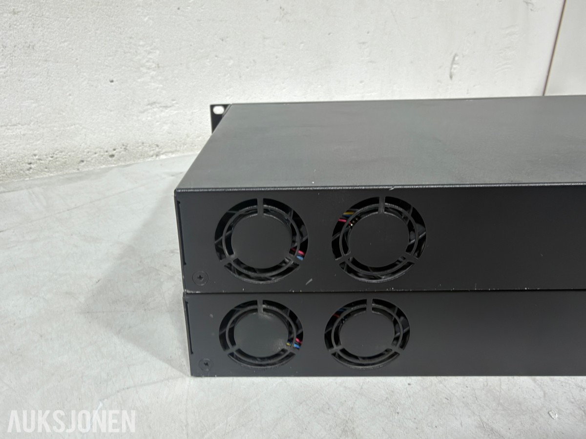 2 stk Ruckus ICX 7150-24P PoE+ nettverksswitcher