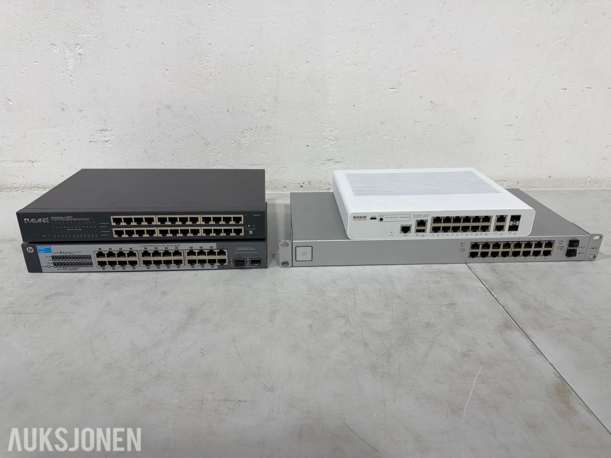 4 stk nettverksswitcher fra Ubiquiti, Ruckus, HP og Asanté