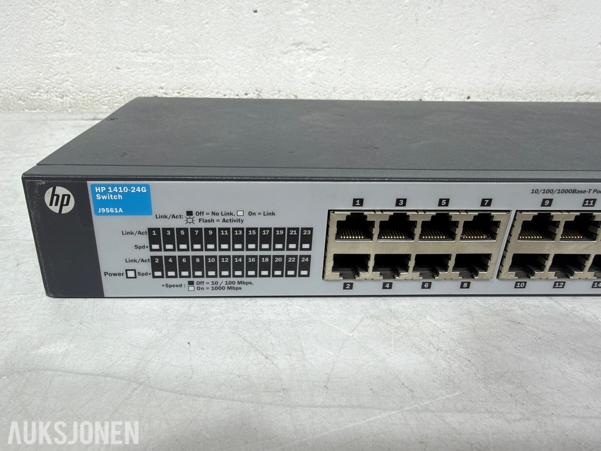 4 stk nettverksswitcher fra Ubiquiti, Ruckus, HP og Asanté