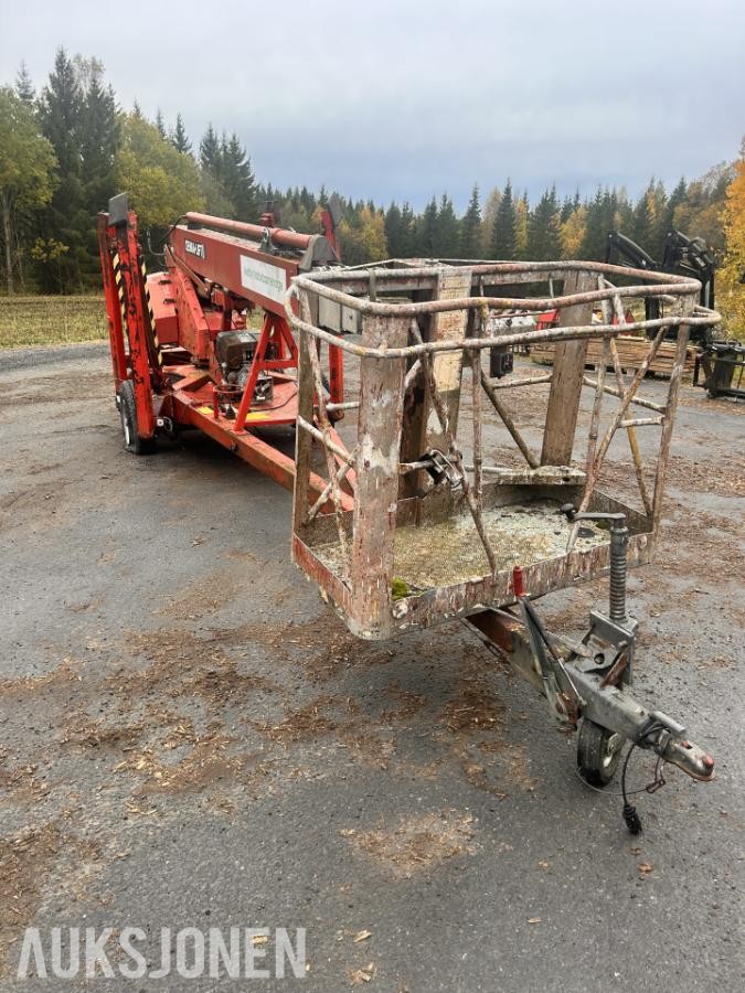 Denka 18 m tilhengerlift – reparasjonsobjekt / delelift
