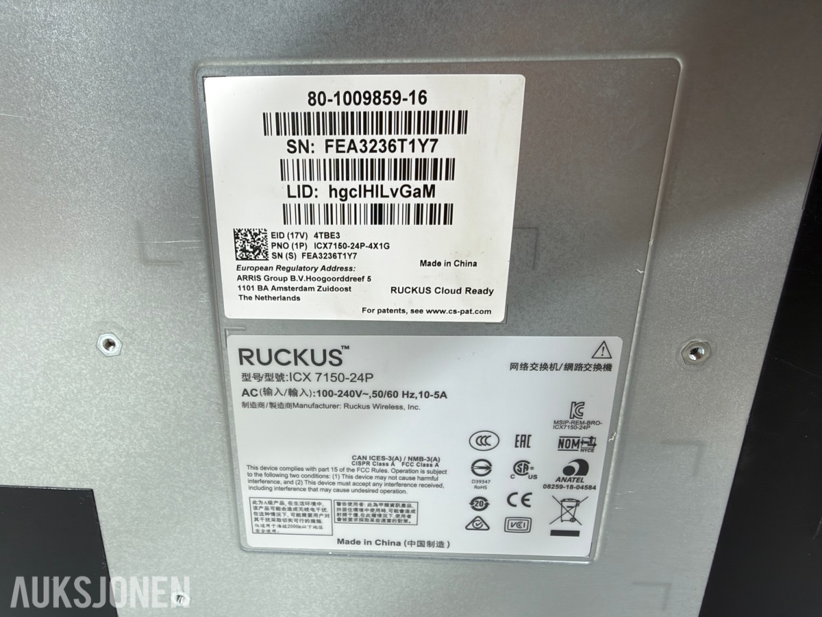 2 stk Ruckus ICX 7150-24P PoE+ nettverksswitcher