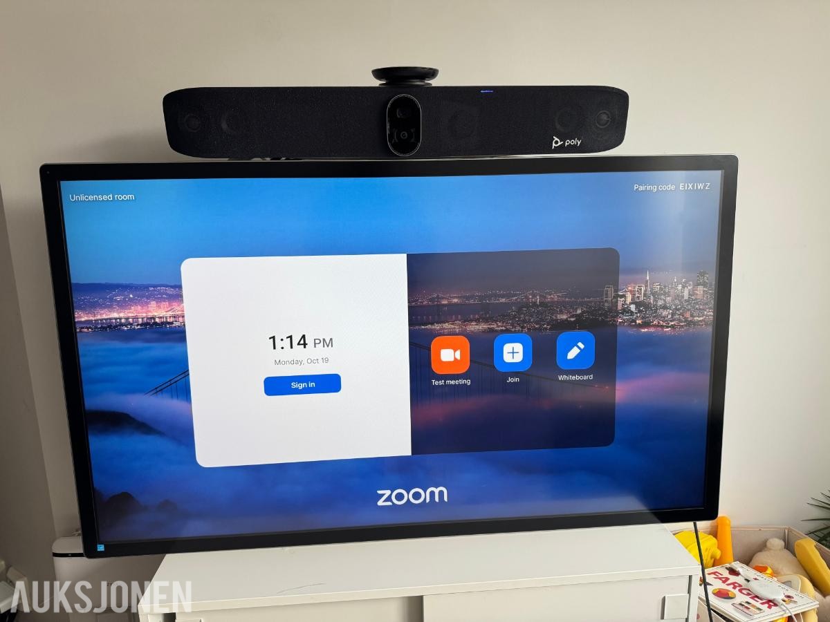 Komplett møteromspakke – Elo 55'' 4K Touchskjerm + Poly Studio X72