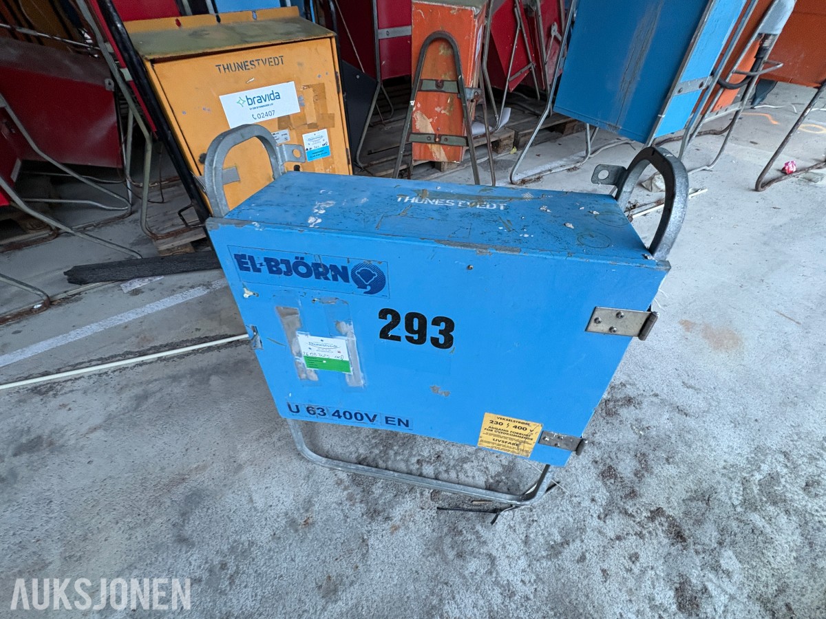 Ca. 80 byggestrømskap – 230/400 volt selges samlet