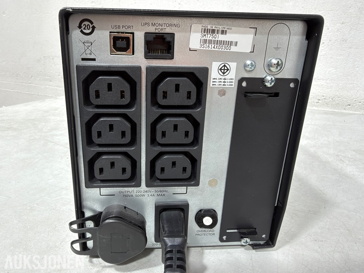 APC Smart-UPS SMT750I og SMC1500I