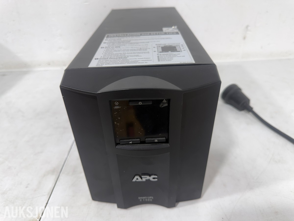 APC Smart-UPS SMT750I og SMC1500I