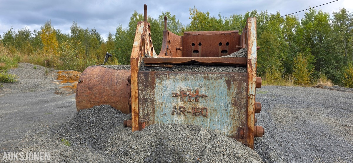 Morgårdshammar AR 180 Knusekropp