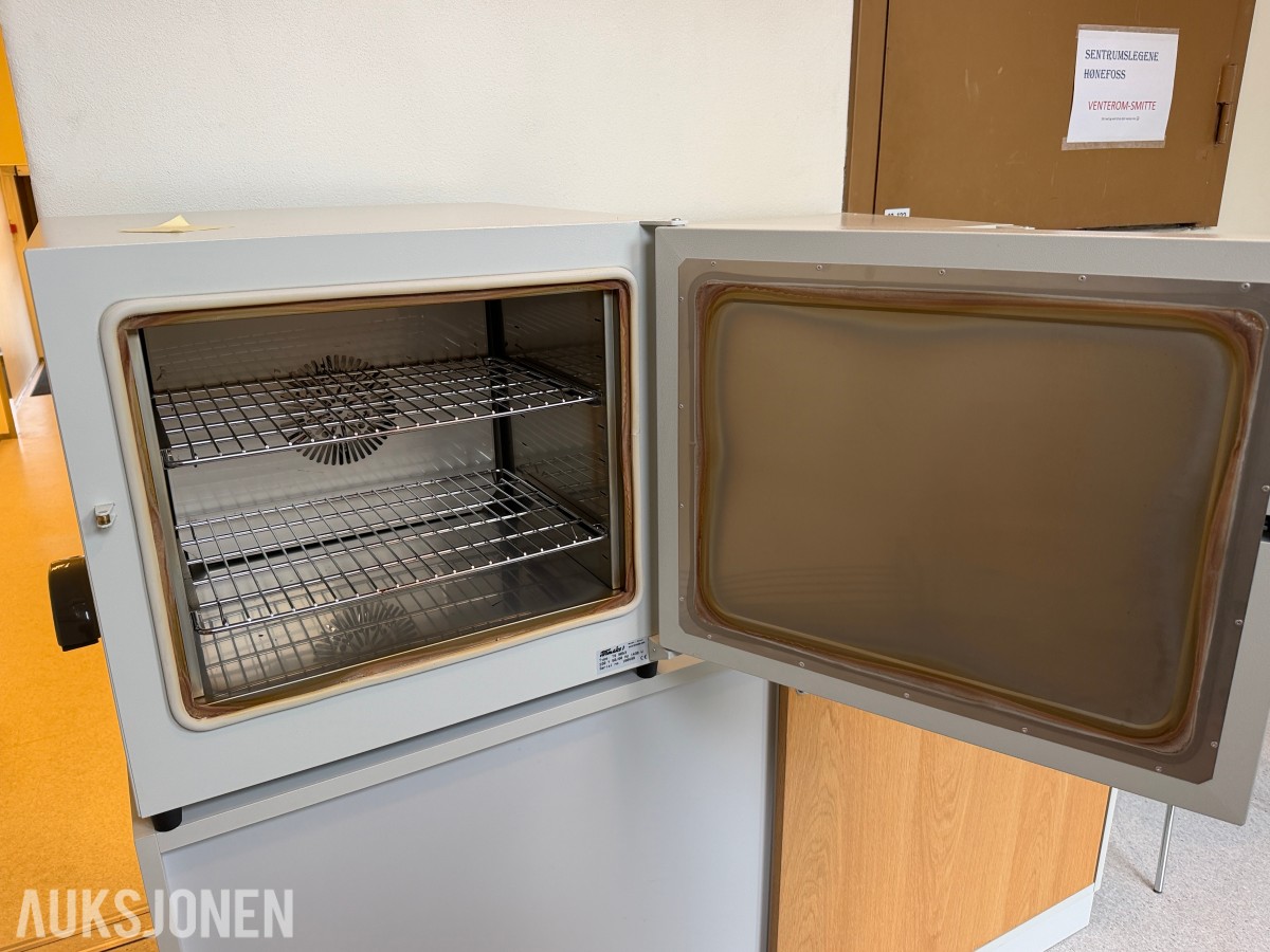 Termaks TS 9053 tørrsterilisator / laboratorietørkeskap – 53 liter
