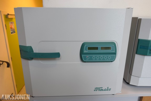 Termaks TS 9053 tørrsterilisator / laboratorietørkeskap – 53 liter