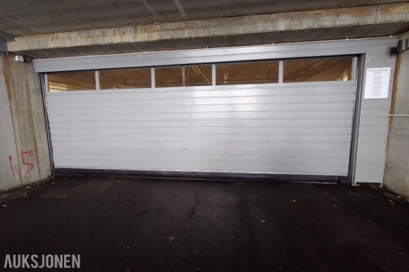 Hörmann industri-/leddport ca. 5,5 × 2,0 m med WA 400 FU-motor