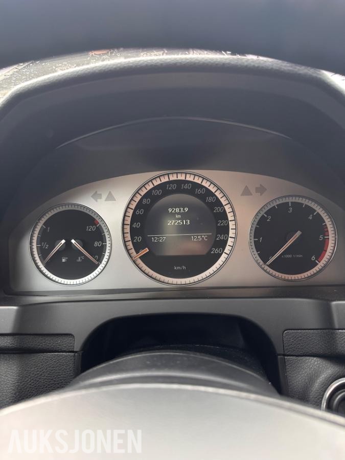 2008 Mercedes-Benz C 200 CDI MANUELL EU-OK 06.28 HENGERFESTE DELSKINN