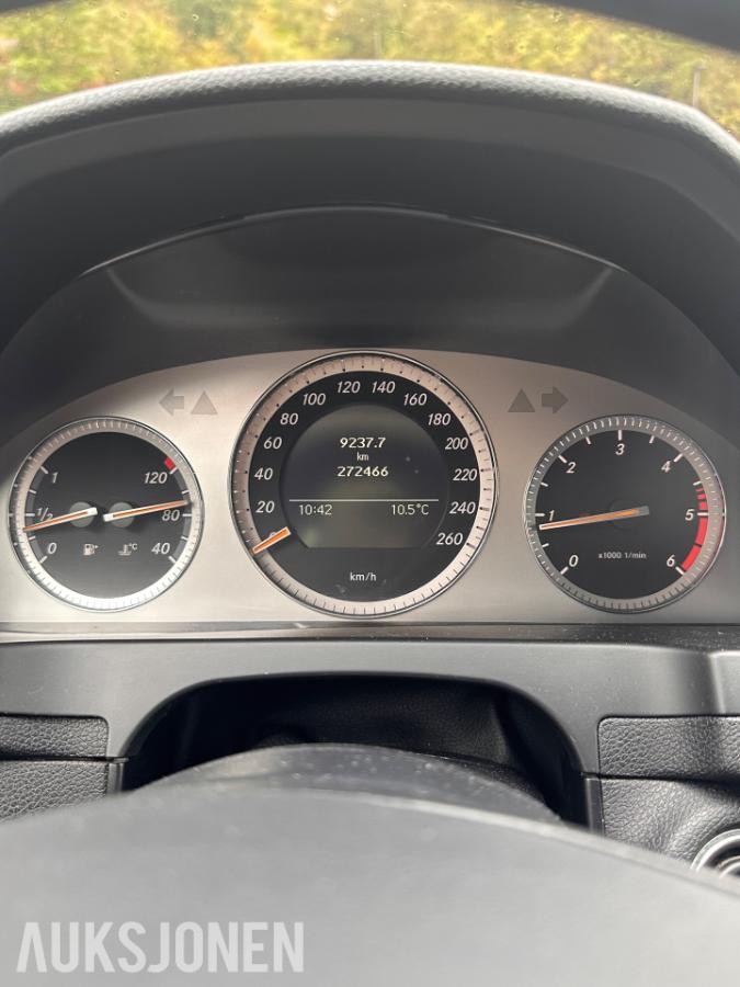 2008 Mercedes-Benz C 200 CDI MANUELL EU-OK 06.28 HENGERFESTE DELSKINN