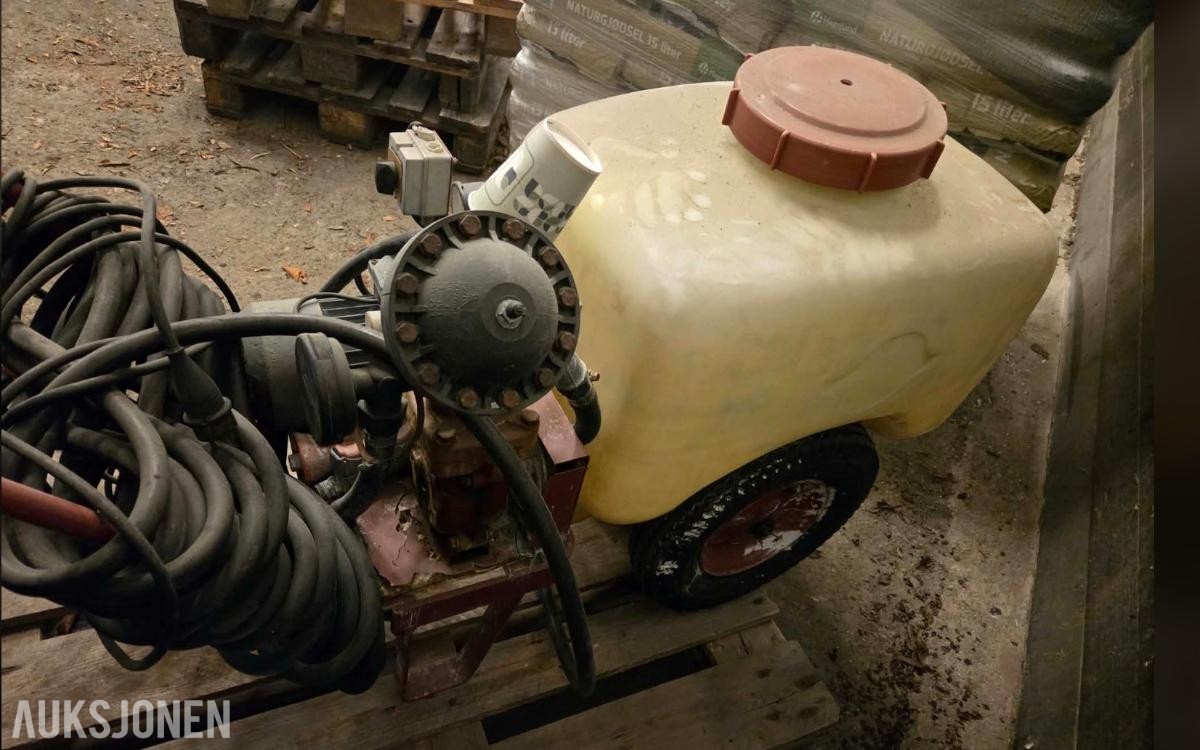 Hardi Sprøyte ks 100 *Ingen minstepris*