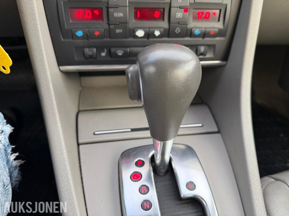 2006 AUDI A4 2.0 TDI MULTITRONIC HENGERFESTE SKINN