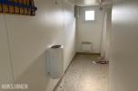 Sanitærcontainer med WC, dusj og garderobe