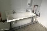 Sanitærcontainer med WC, dusj og garderobe