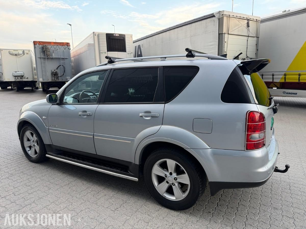 2009 SSANGYONG REXTON 4WD AUTOMAT HENGERFESTE SKINN