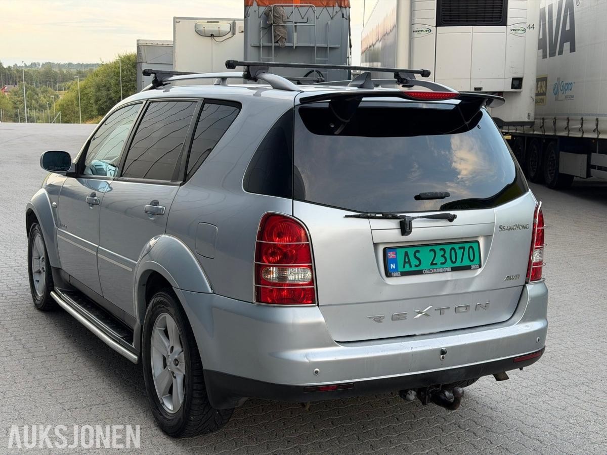 2009 SSANGYONG REXTON 4WD AUTOMAT HENGERFESTE SKINN