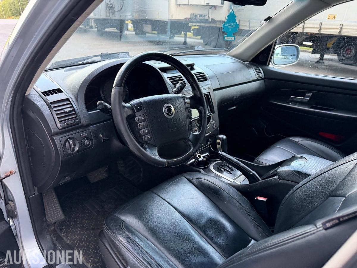 2009 SSANGYONG REXTON 4WD AUTOMAT HENGERFESTE SKINN