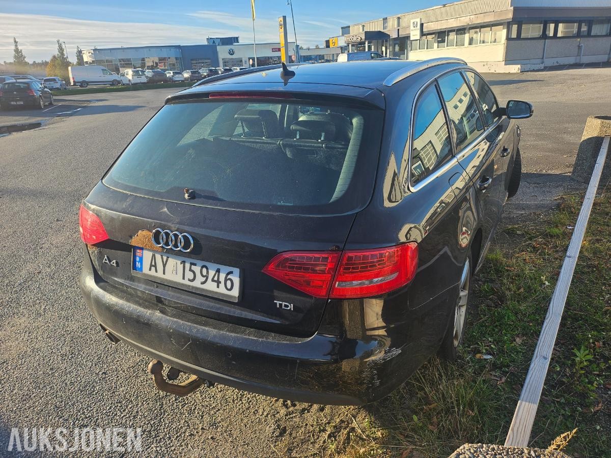 2012 AUDI A4 2.0 DIESEL 120HK MANUELL - REPARASJONSOBJEKT *INGEN MINSTEPRIS*