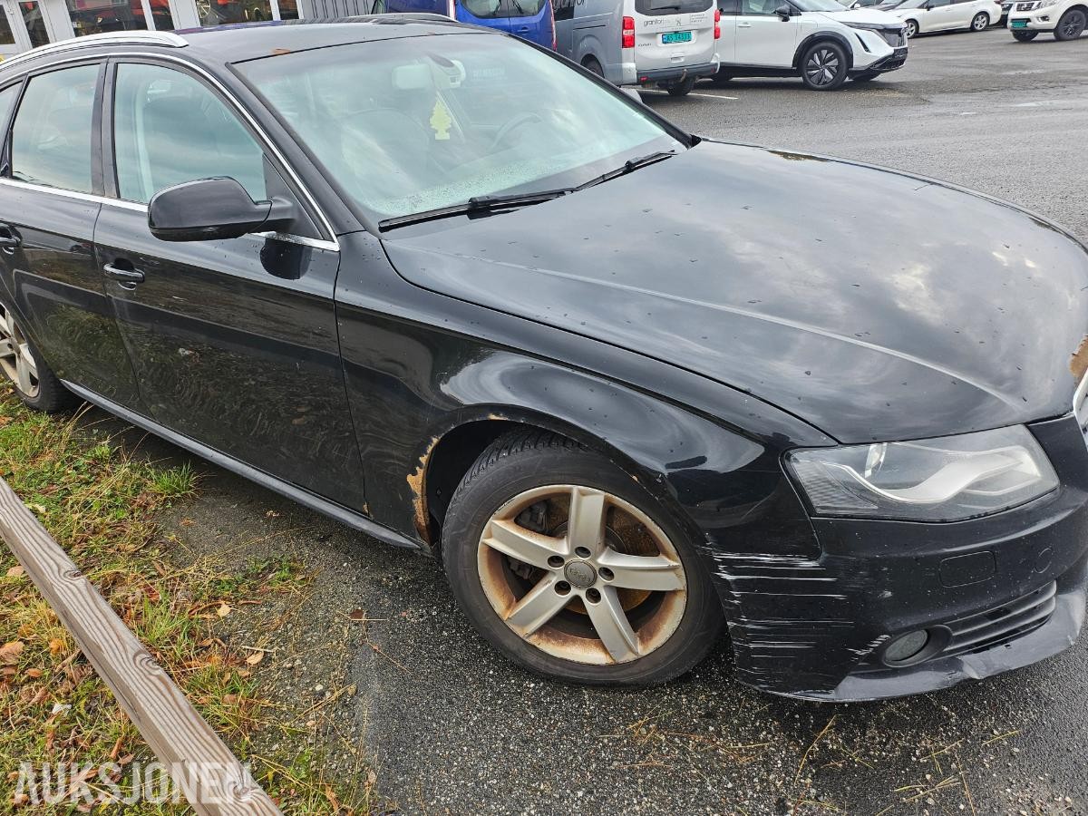 2012 AUDI A4 2.0 DIESEL 120HK MANUELL - REPARASJONSOBJEKT *INGEN MINSTEPRIS*