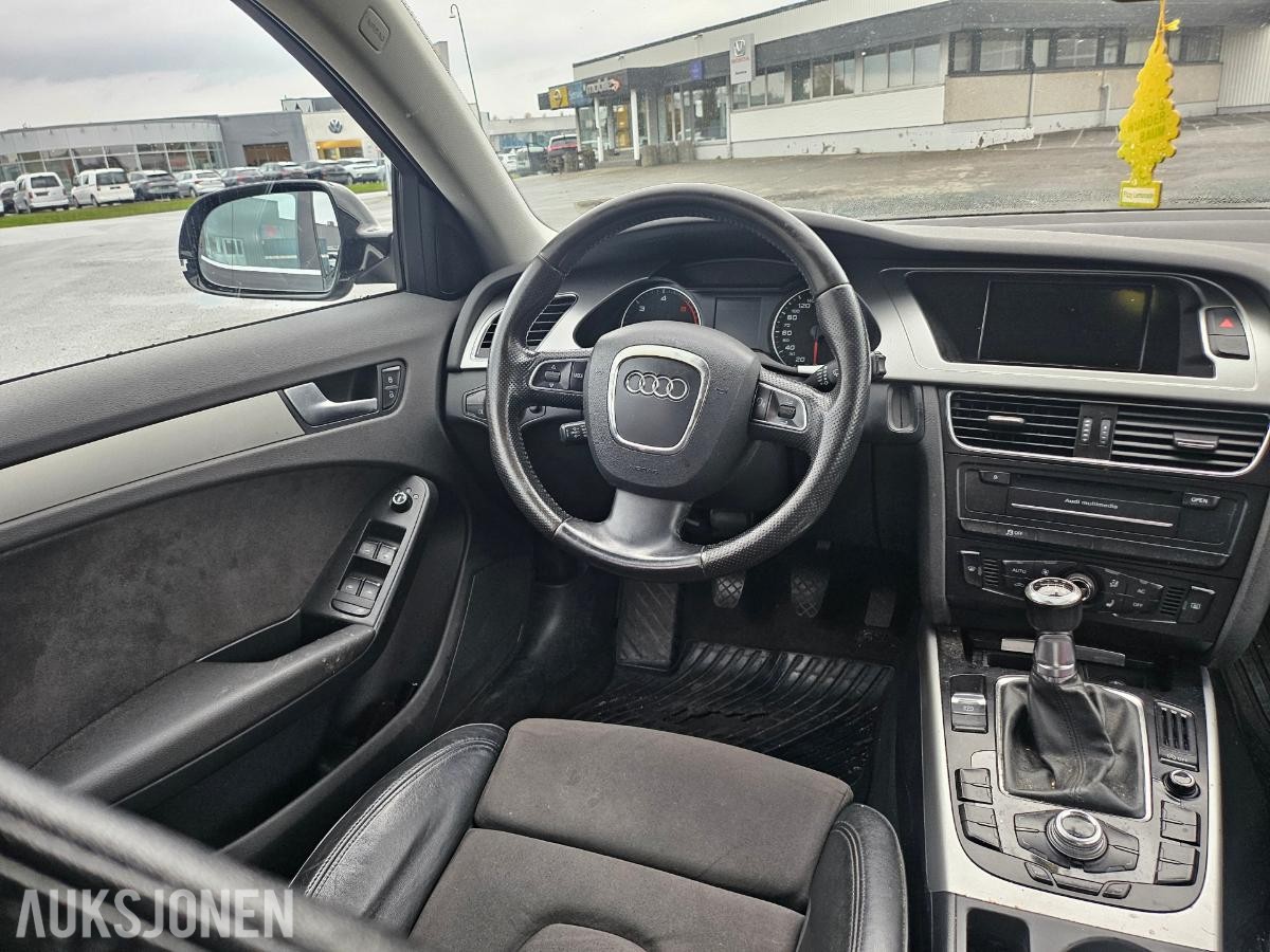 2012 AUDI A4 2.0 DIESEL 120HK MANUELL - REPARASJONSOBJEKT *INGEN MINSTEPRIS*