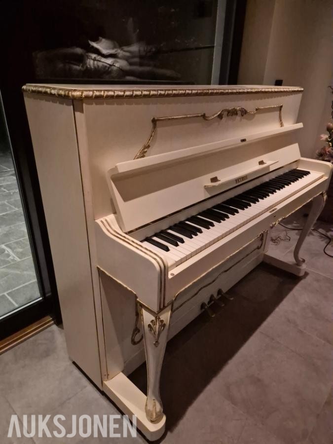 Petrof Piano Petrof