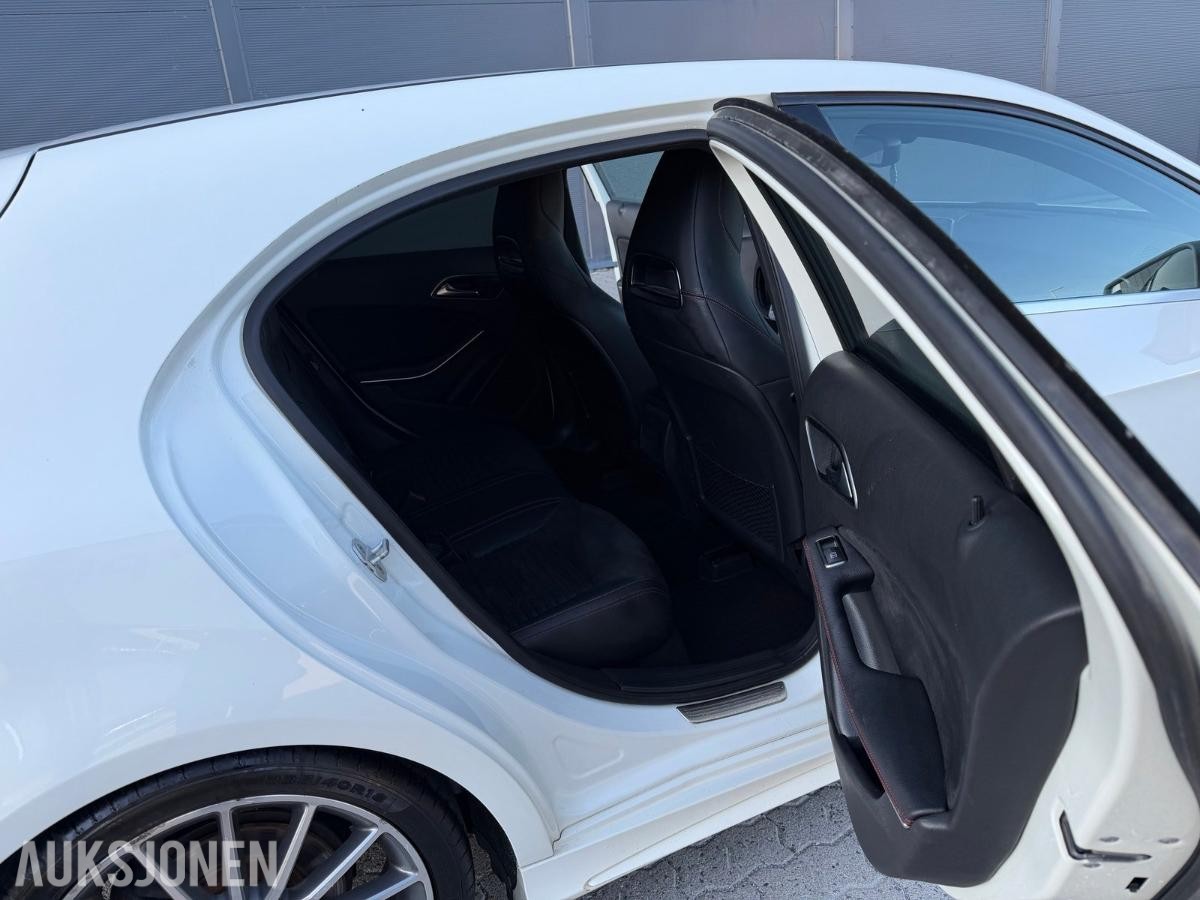 2012 MERCEDES-BENZ A180 AMG LINE HENGERFESTE