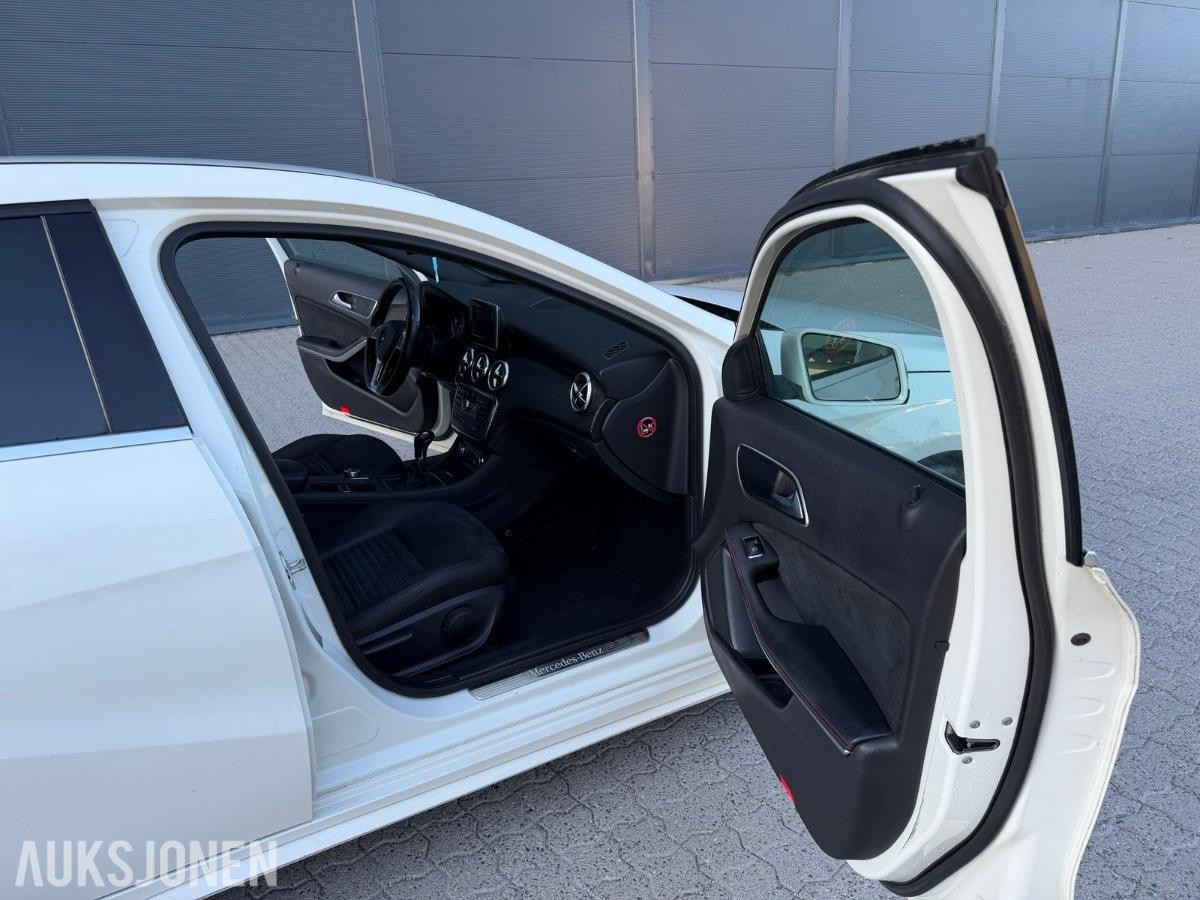 2012 MERCEDES-BENZ A180 AMG LINE HENGERFESTE