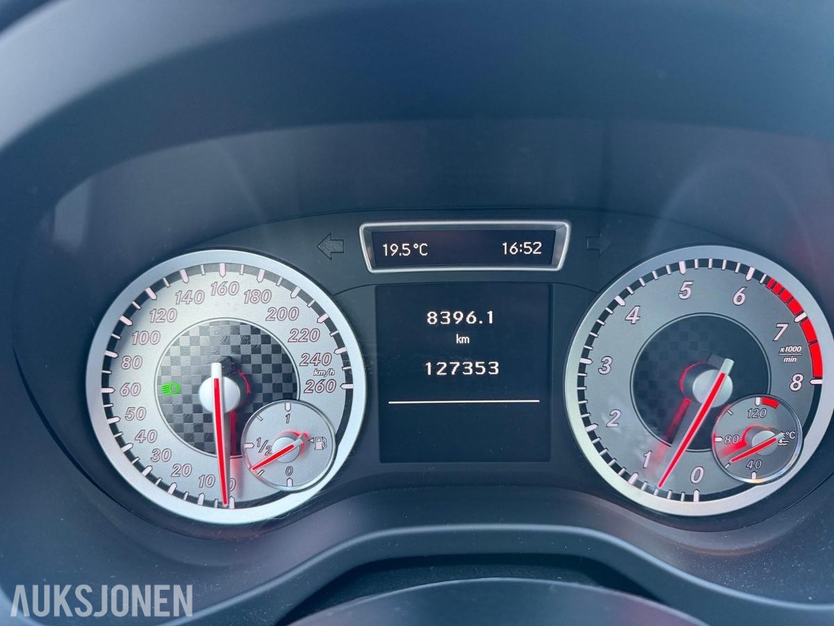 2012 MERCEDES-BENZ A180 AMG LINE HENGERFESTE