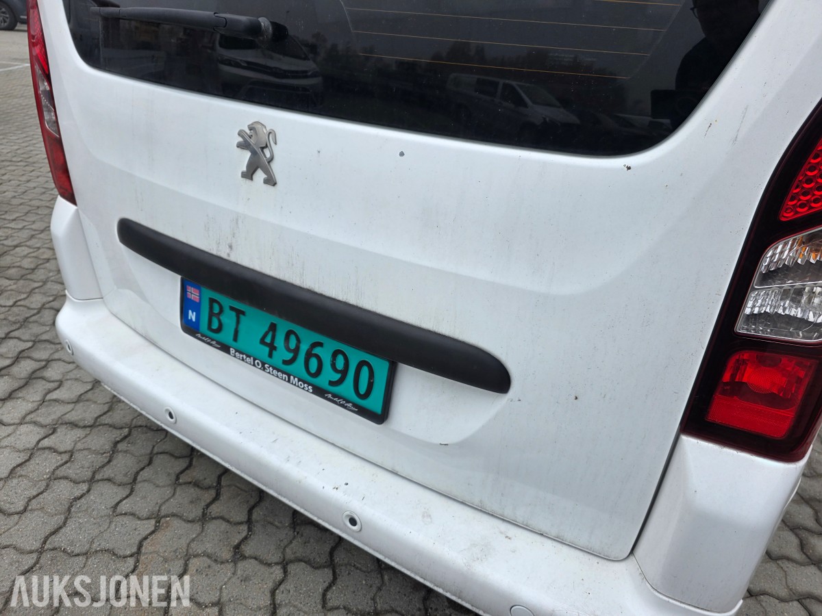 2016 Peugeot Partner 1.6-99 D reparasjons objekt/dele bil 0 i minstepris