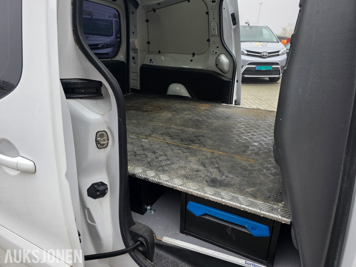 2016 Peugeot Partner 1.6-99 D reparasjons objekt/dele bil 0 i minstepris