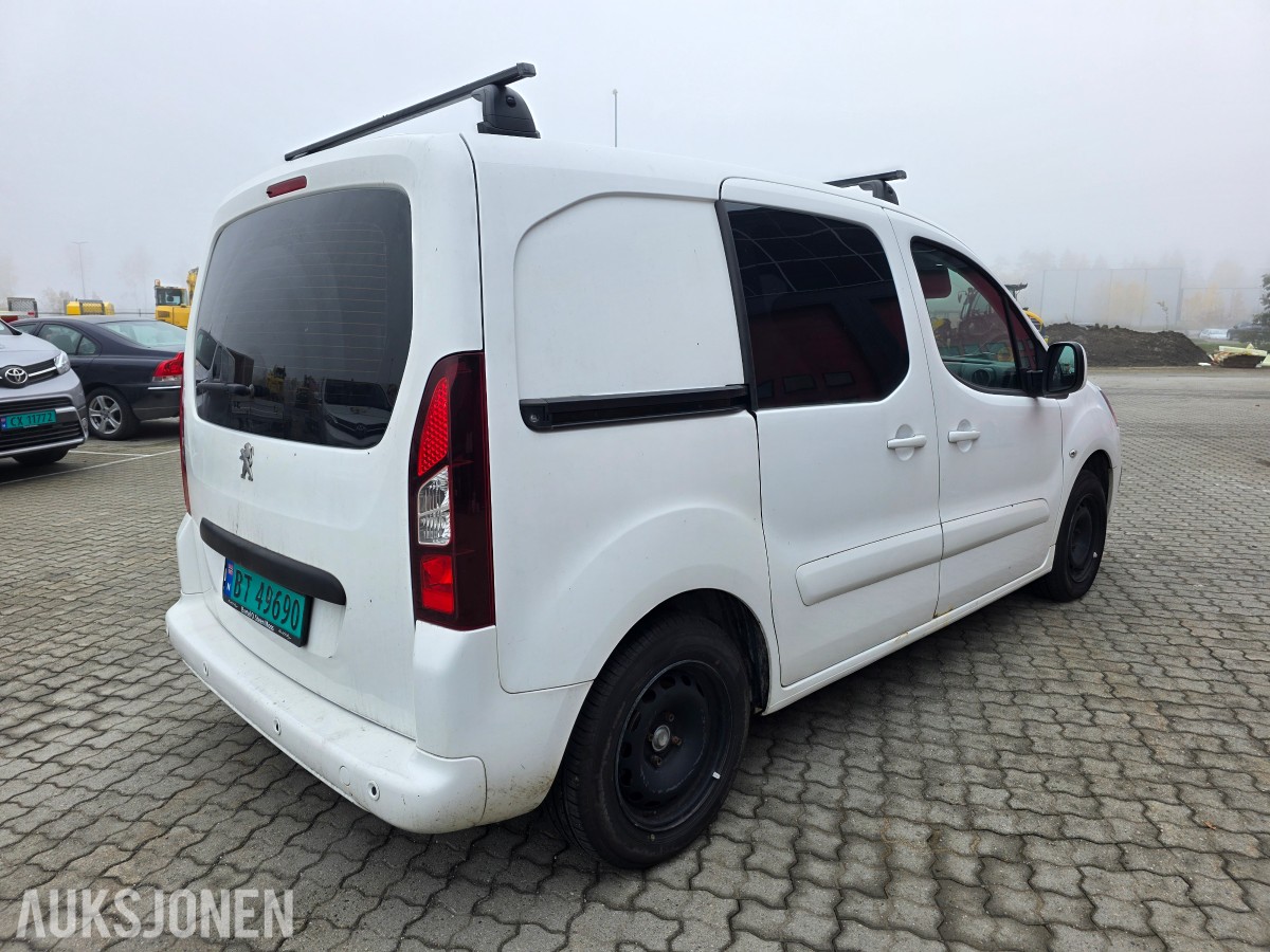 2016 Peugeot Partner 1.6-99 D reparasjons objekt/dele bil 0 i minstepris
