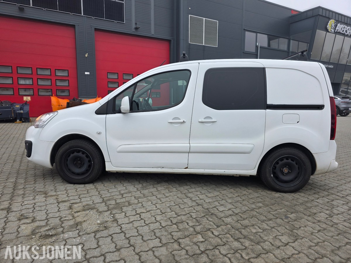 2016 Peugeot Partner 1.6-99 D reparasjons objekt/dele bil 0 i minstepris