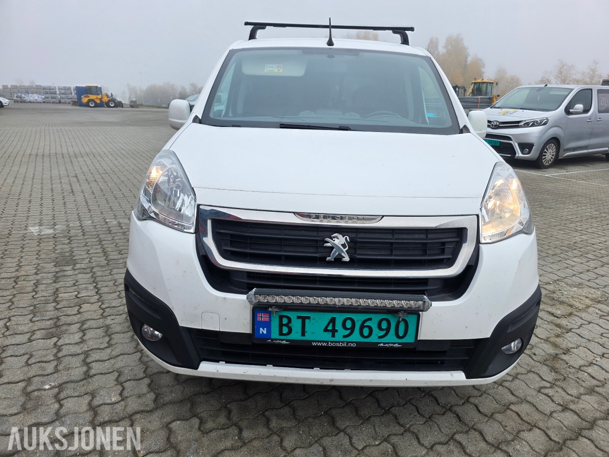 2016 Peugeot Partner 1.6-99 D reparasjons objekt/dele bil 0 i minstepris