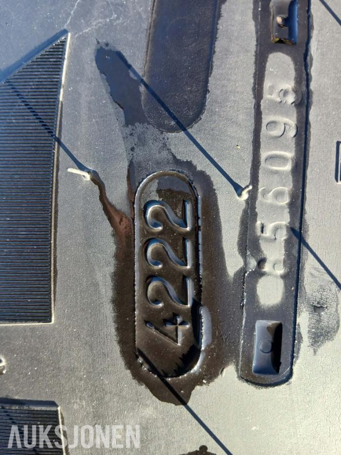 4222 Nokian TRI 440/80R24 + 480/80R38