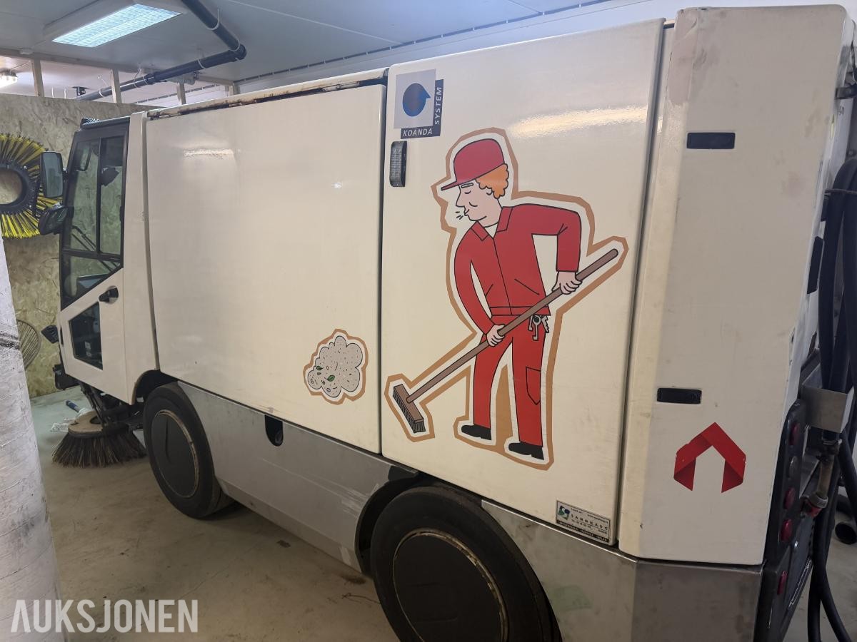 2011 Aebi MFH2500 Feiemaskin, 6057 t