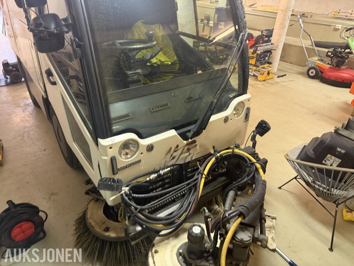2011 Aebi MFH2500 Feiemaskin, 6057 t