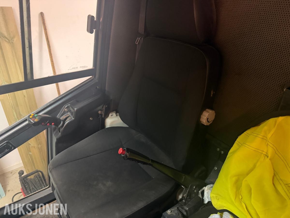 2011 Aebi MFH2500 Feiemaskin, 6057 t