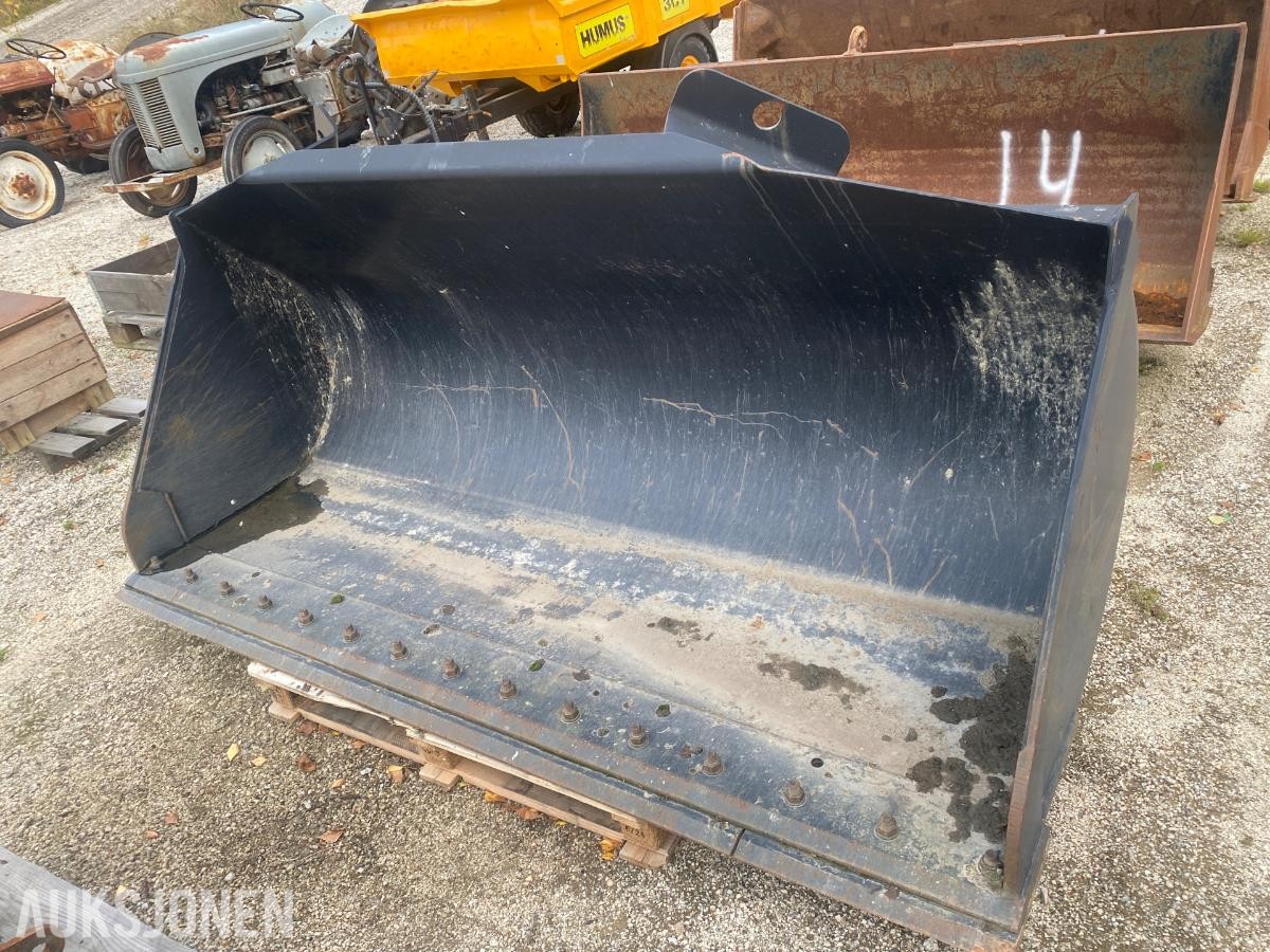 JCB hjullasterskuff 2,40 m – 1500 liter – BM-feste