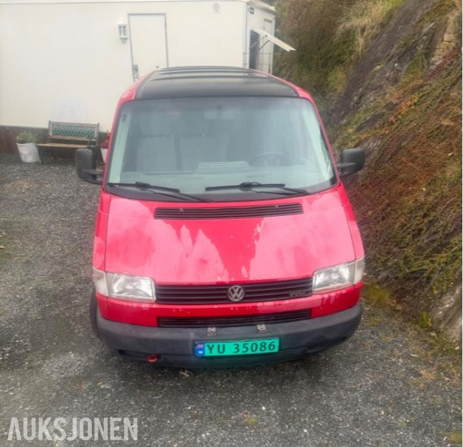 2003 Volkswagen Transporter 2.5 Diesel 102hk Webasto, Cruisekontroll, Hengerfeste