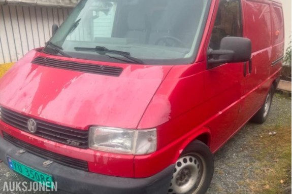 2003 Volkswagen Transporter 2.5 Diesel 102hk Webasto, Cruisekontroll, Hengerfeste