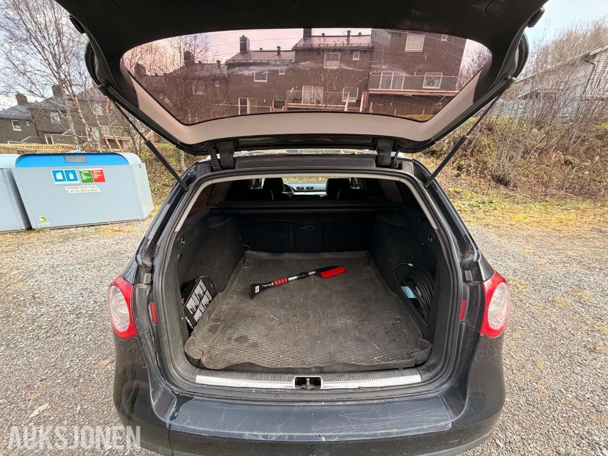2006 Volkswagen Passat 2.0 140hk   4MOTION HENGERFESTE NAVIGASJON 