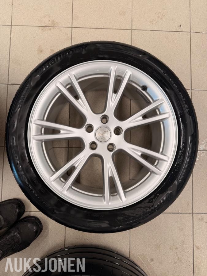 Tesla  Modell y hjulsett 255/45-r19
