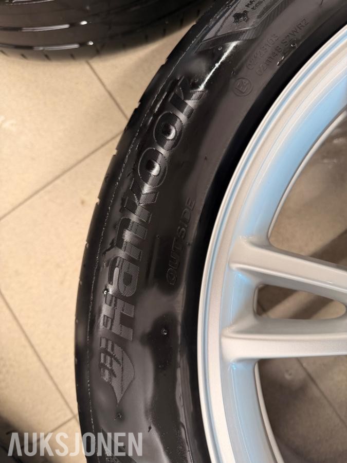 Tesla  Modell y hjulsett 255/45-r19