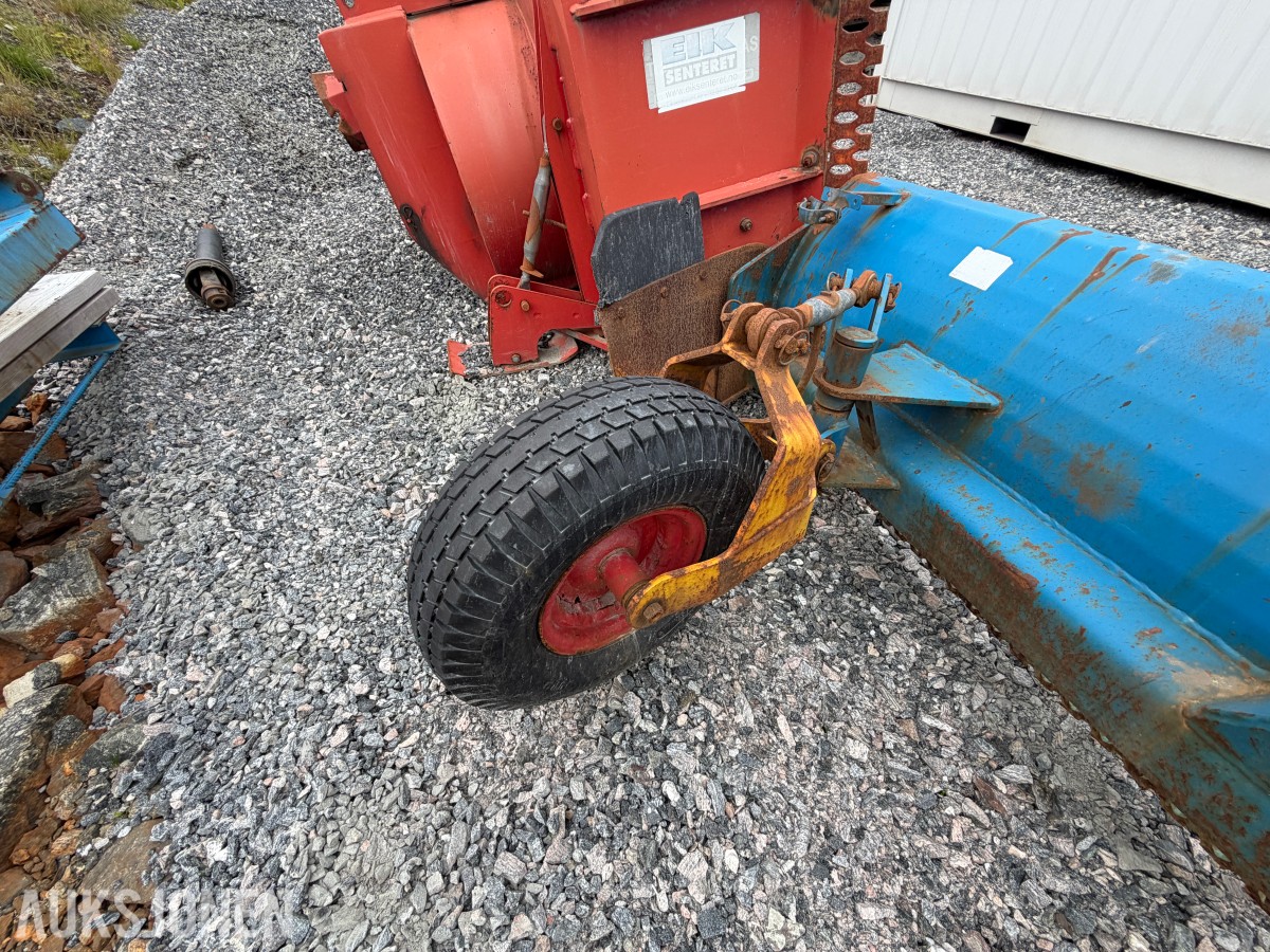 Lilleseth  snøskjær/brøyteskjær/bakskjær til traktor