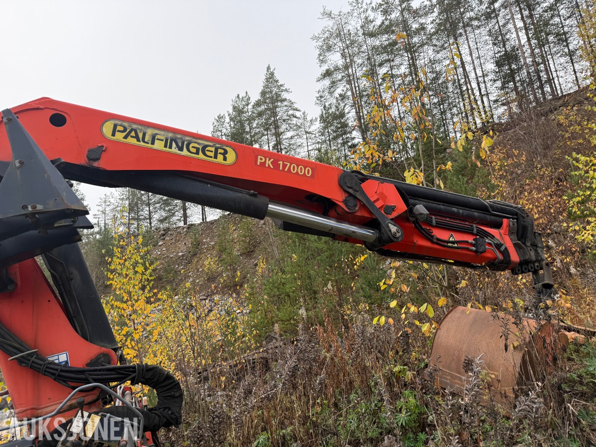 Palfinger PK17000 m/mye utstyr